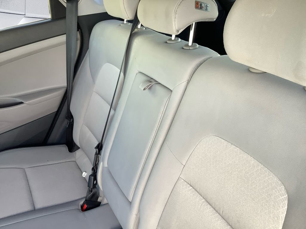 Used 2018 Hyundai Tucson SEL image 18
