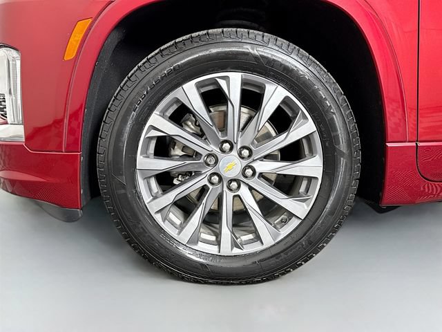 Used 2023 Chevrolet Traverse Premier AWD/4WD image 33
