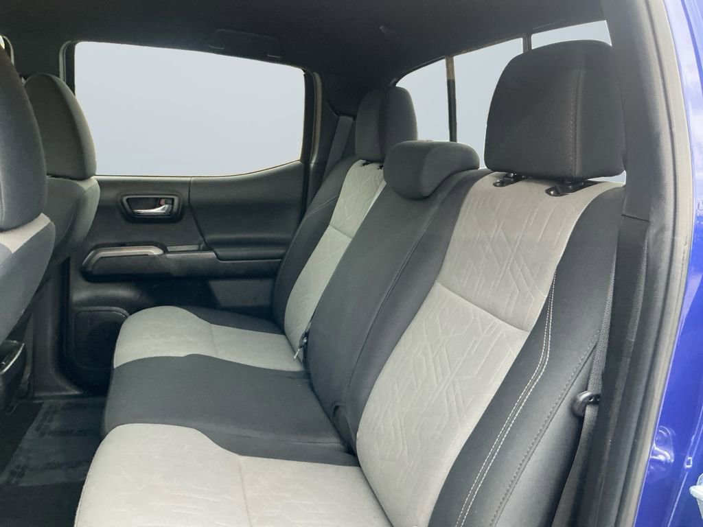 Used 2023 Toyota Tacoma TRD Off-Road image 13