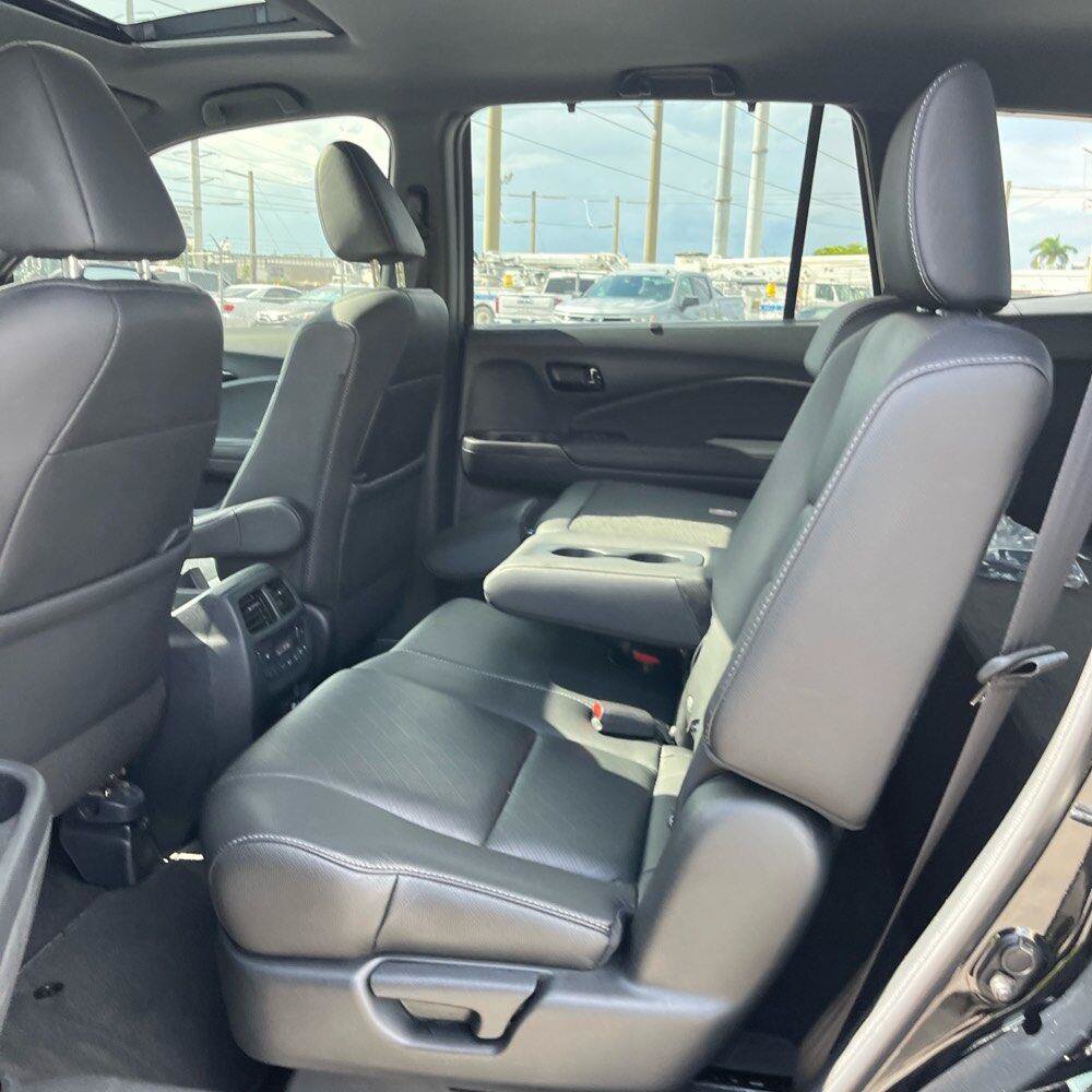 Used 2023 Honda Passport Elite image 6