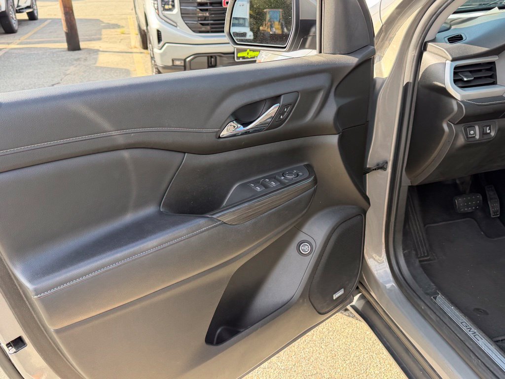 Used 2019 GMC Acadia SLT AWD/4WD image 23
