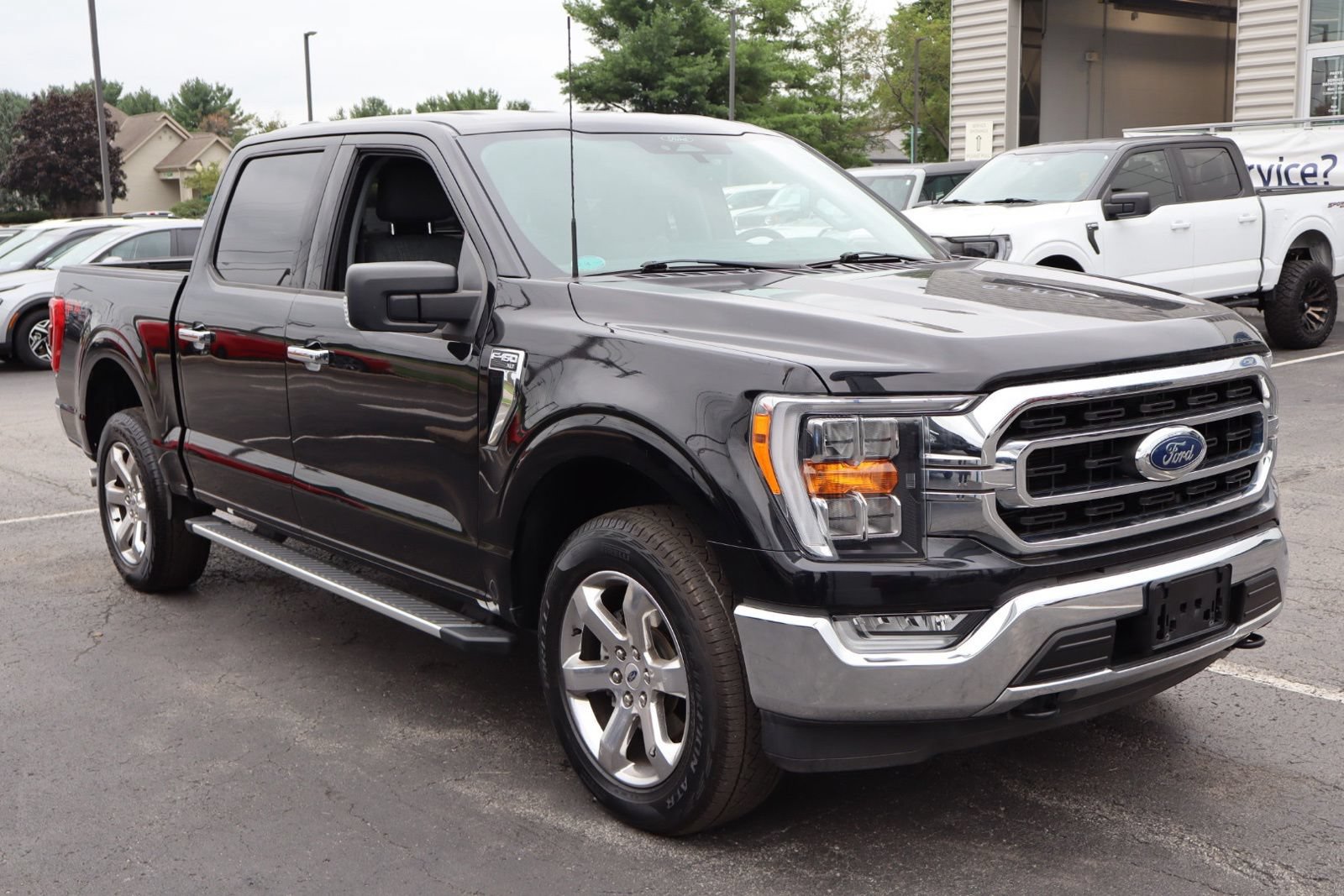 Used 2022 Ford F150 XLT w/ Equipment Group 302A High AWD/4WD image 9