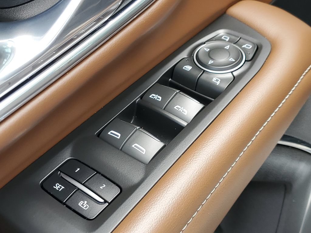Used 2023 Chevrolet Tahoe High Country RWD image 9