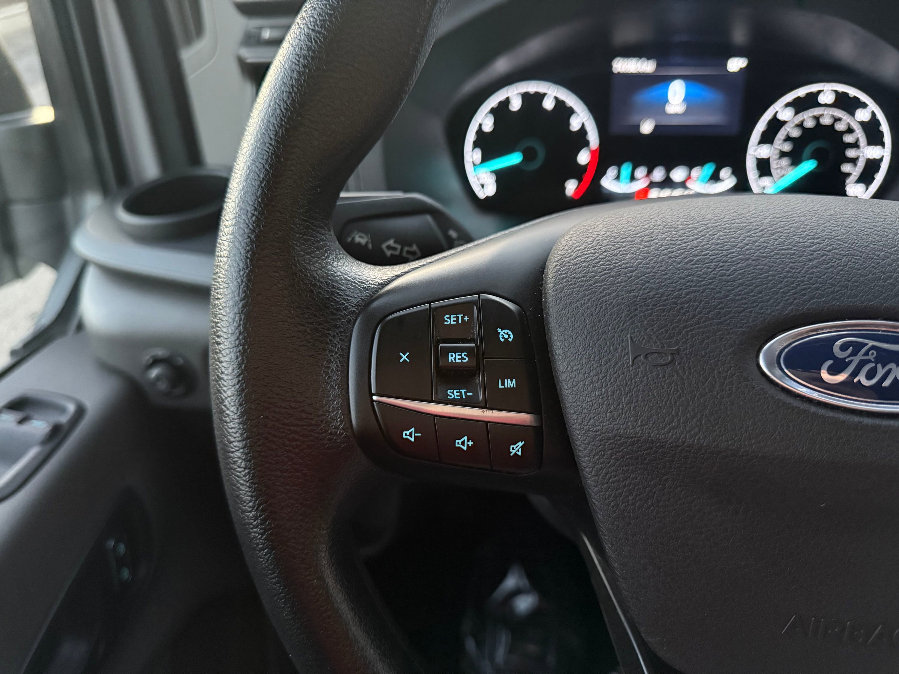 Used 2023 Ford Transit 350 XLT RWD image 37