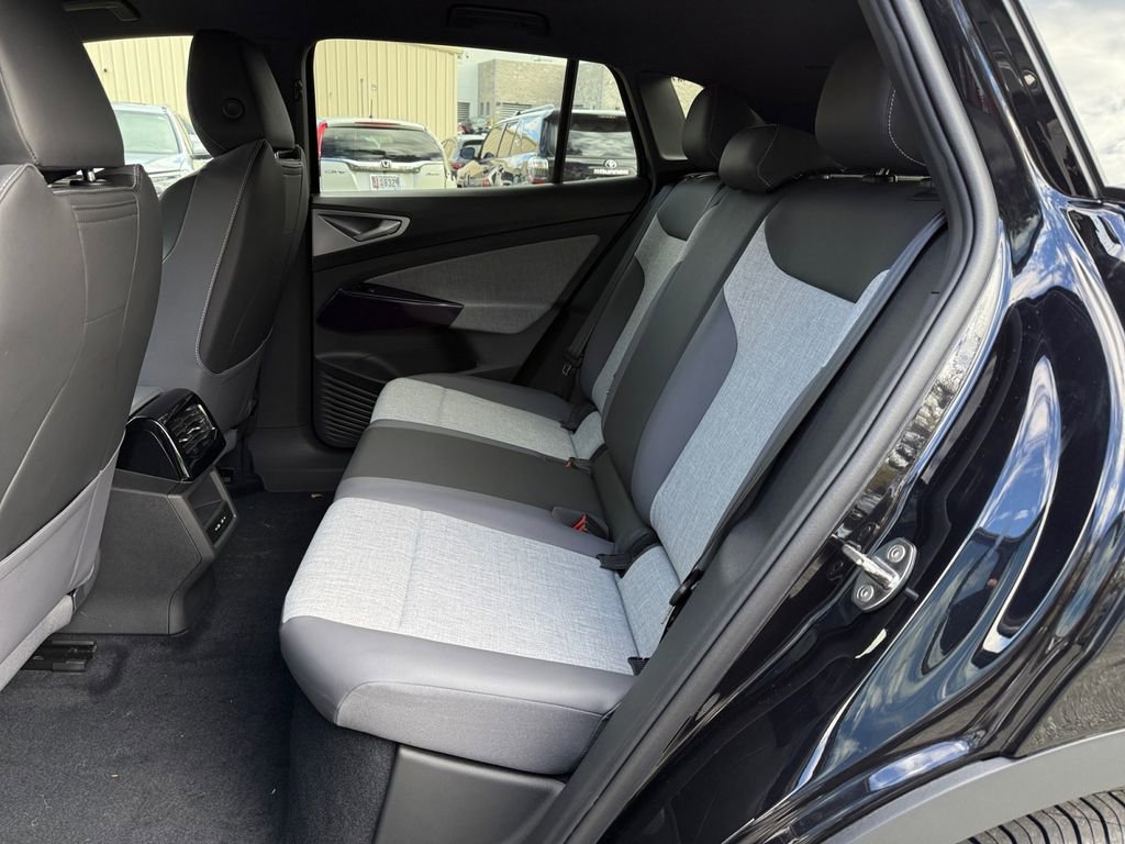 New 2025 Volkswagen ID.4 Pro image 22