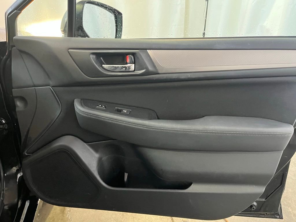 Used 2015 Subaru Legacy 2.5i Premium image 11