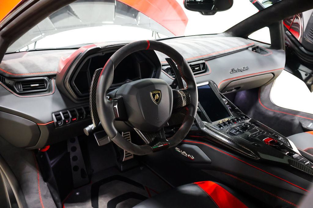 Used 2021 Lamborghini Sian Coupe AWD/4WD image 29