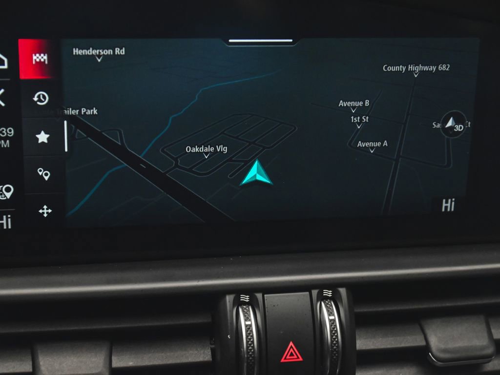 Used 2024 Alfa Romeo Giulia Veloce image 24