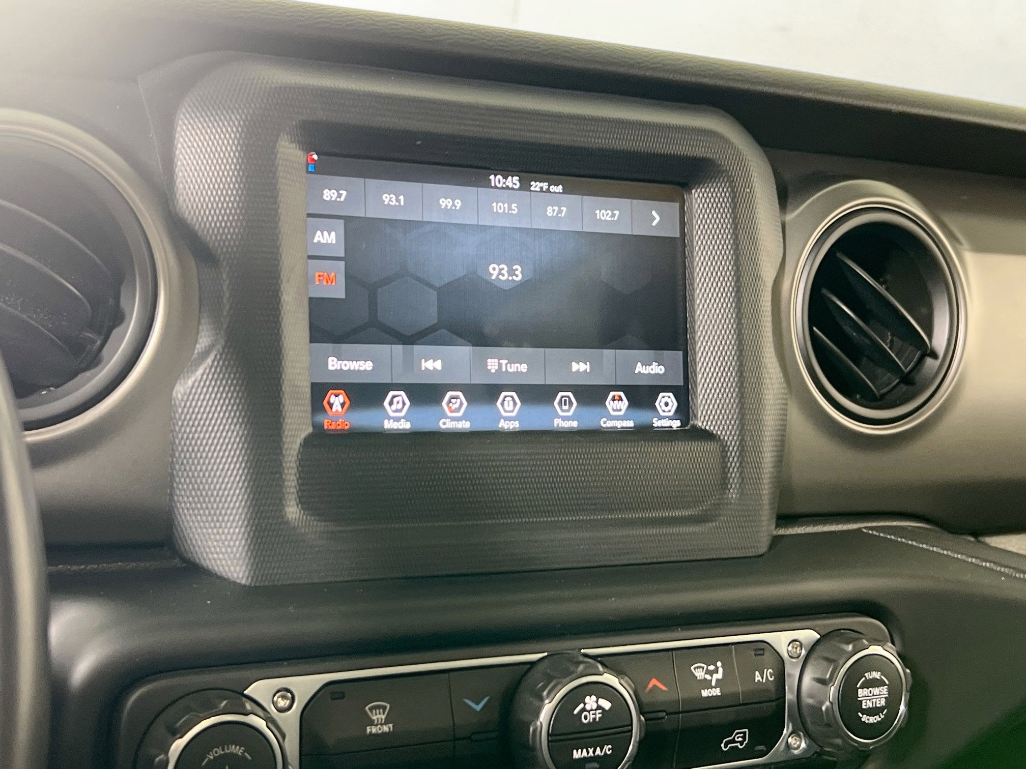 Used 2022 Jeep Gladiator Willys image 14