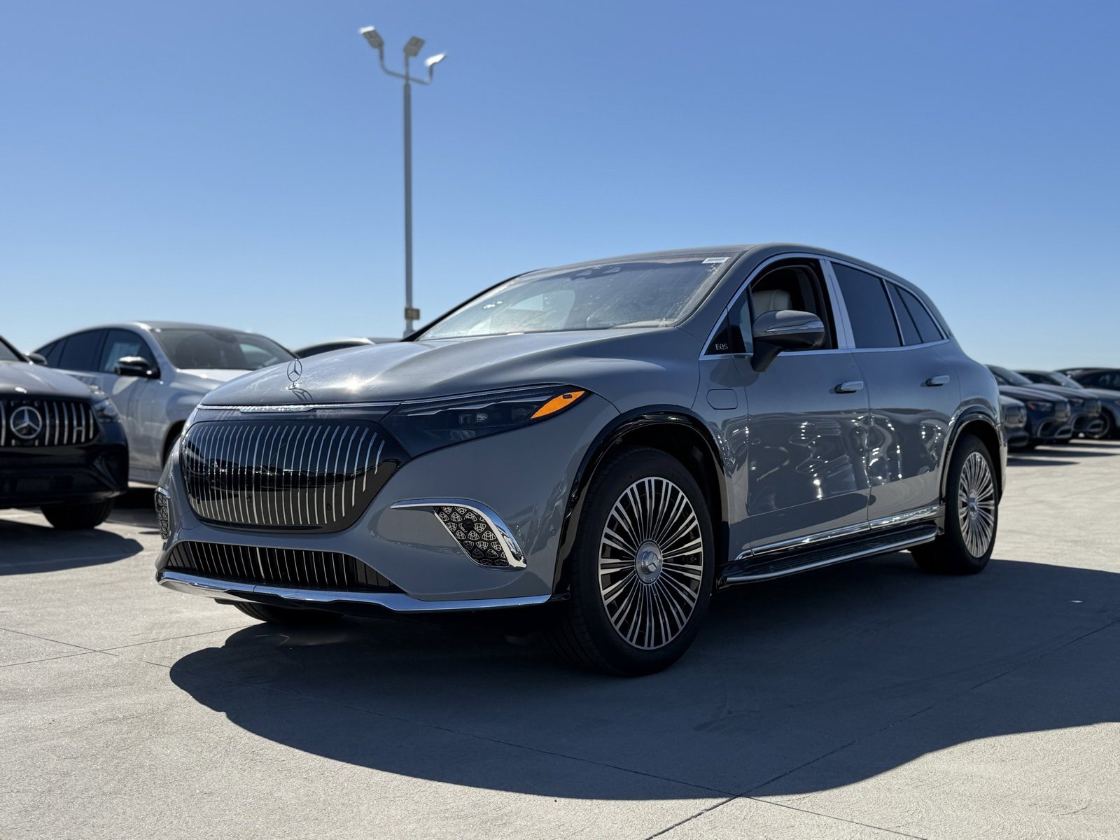 New 2025 Mercedes-Benz Maybach EQS 680 4MATIC image 6