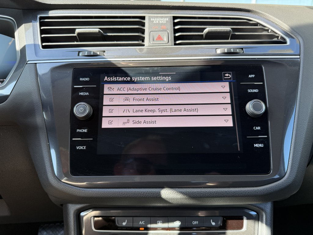 Used 2024 Volkswagen Tiguan Wolfsburg Edition FWD image 23