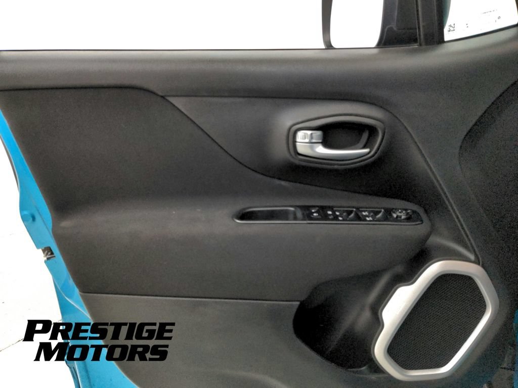 Used 2020 Jeep Renegade Sport w/ Sport Appearance Group AWD/4WD image 24