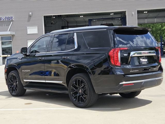 Used 2022 GMC Yukon SLT w/ SLT Luxury Package image 9