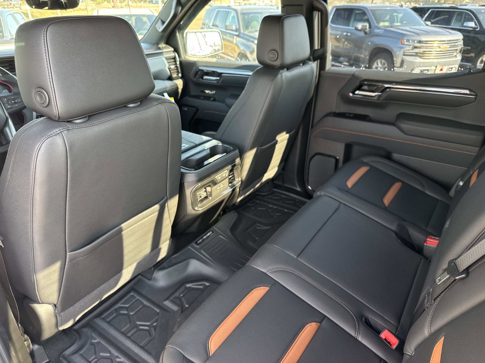 New 2026 GMC Sierra 1500 AT4 w/ Technology Package AWD/4WD image 17