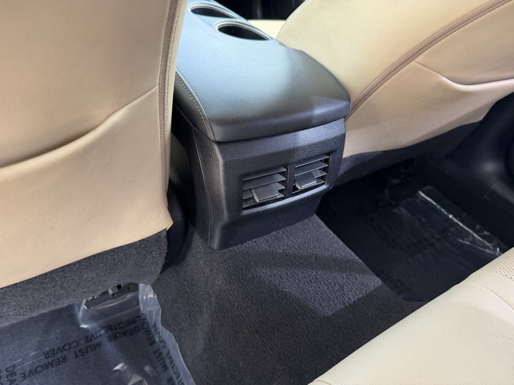 Used 2016 Lexus IS 350 w/ Premium Package RWD image 26