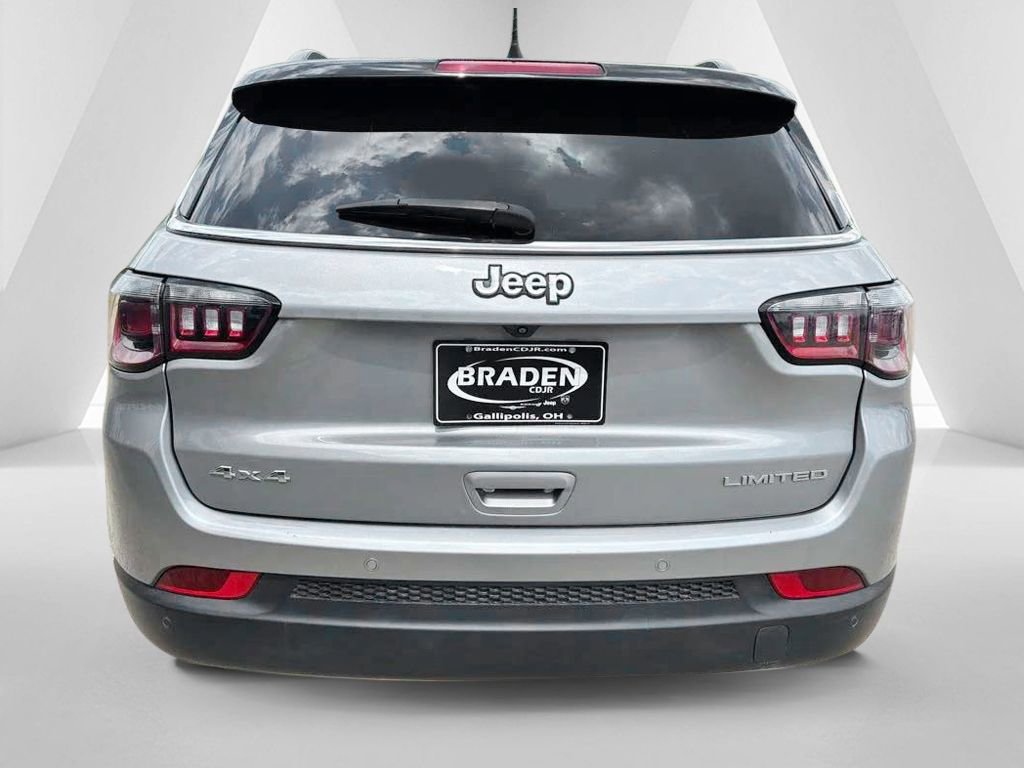Used 2023 Jeep Compass Limited w/ Sun and Sound Group AWD/4WD image 6