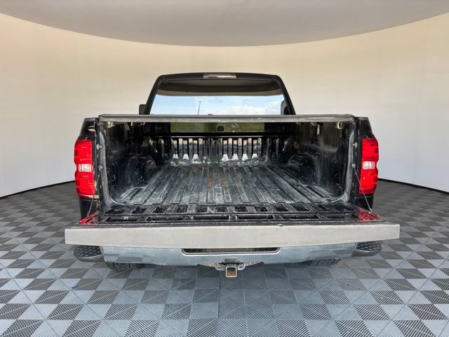 Used 2017 Chevrolet Silverado 1500 LT w/ All Star Edition AWD/4WD image 29