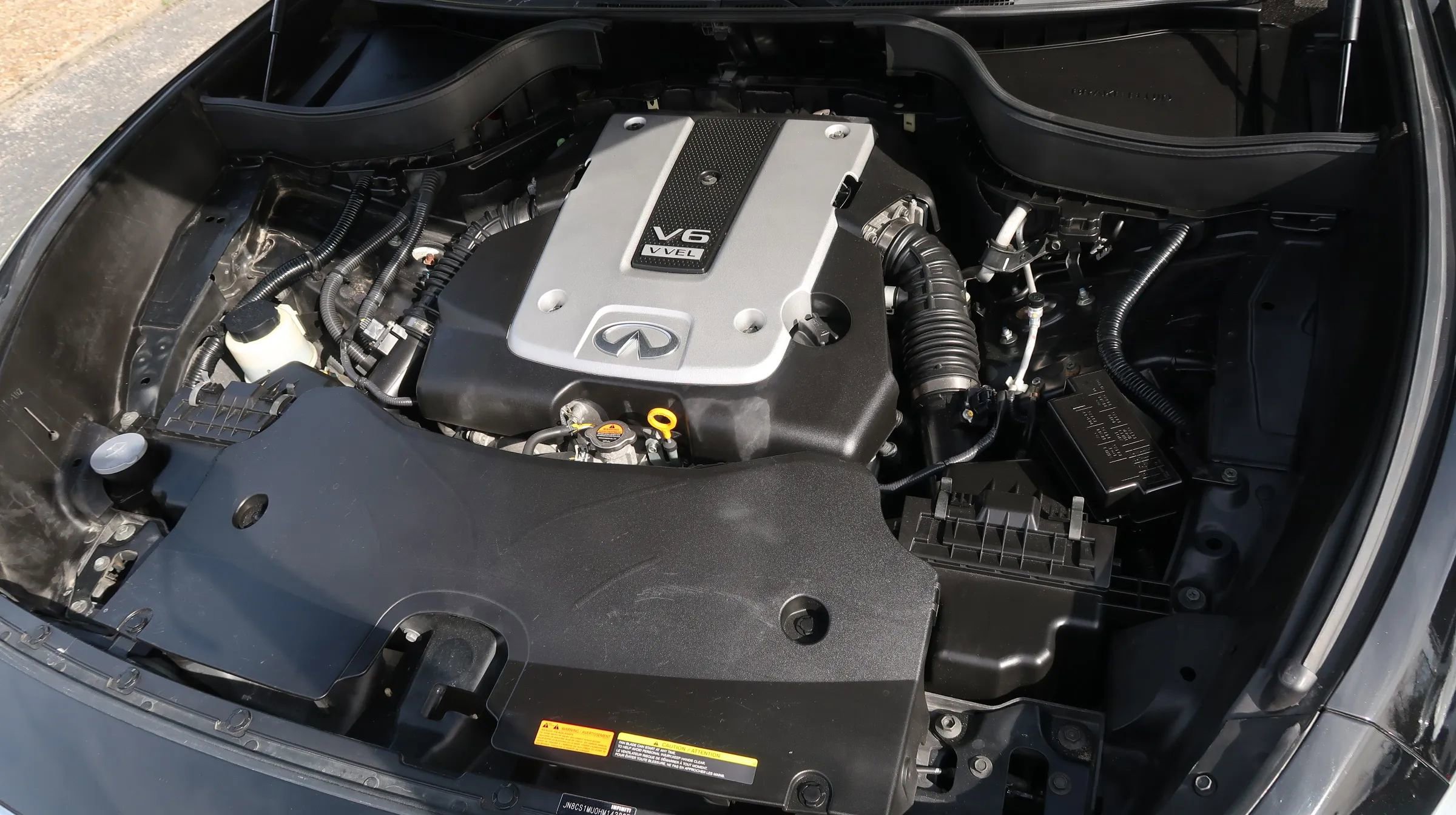 Used 2017 INFINITI QX70 3.7 w/ Premium Package image 49