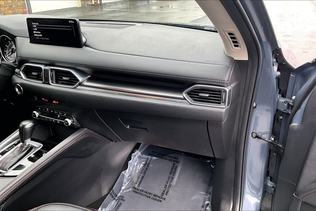Used 2024 MAZDA CX-5 Carbon Edition image 17