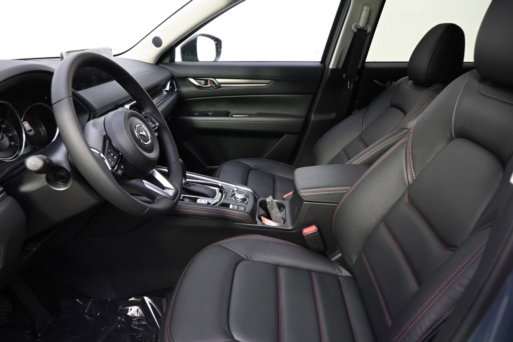 New 2025 MAZDA CX-5 Carbon Edition image 13