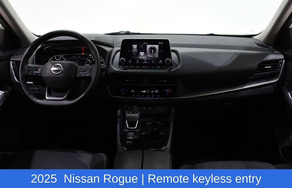 Used 2025 Nissan Rogue SV image 8