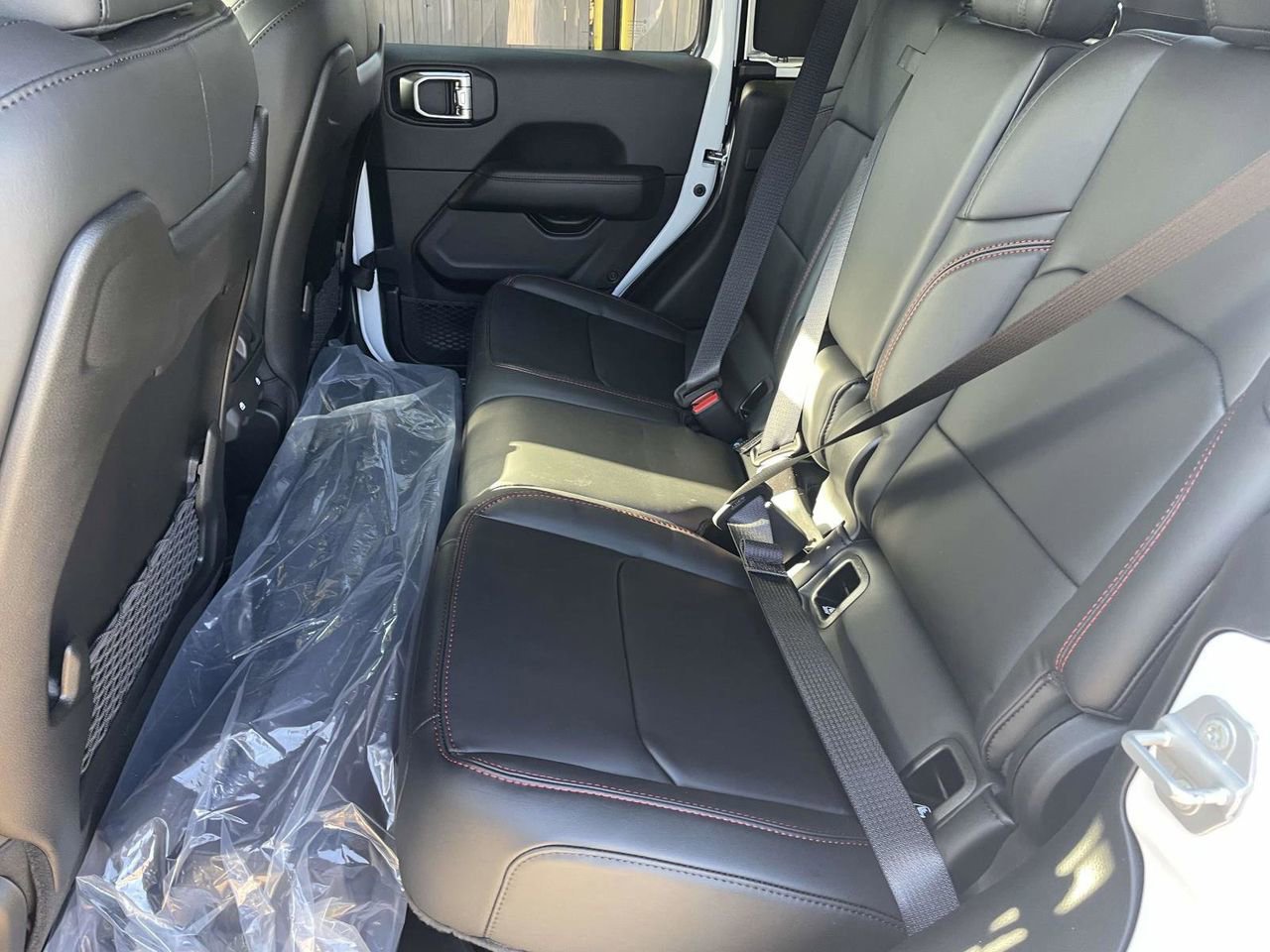 New 2025 Jeep Gladiator Rubicon image 31