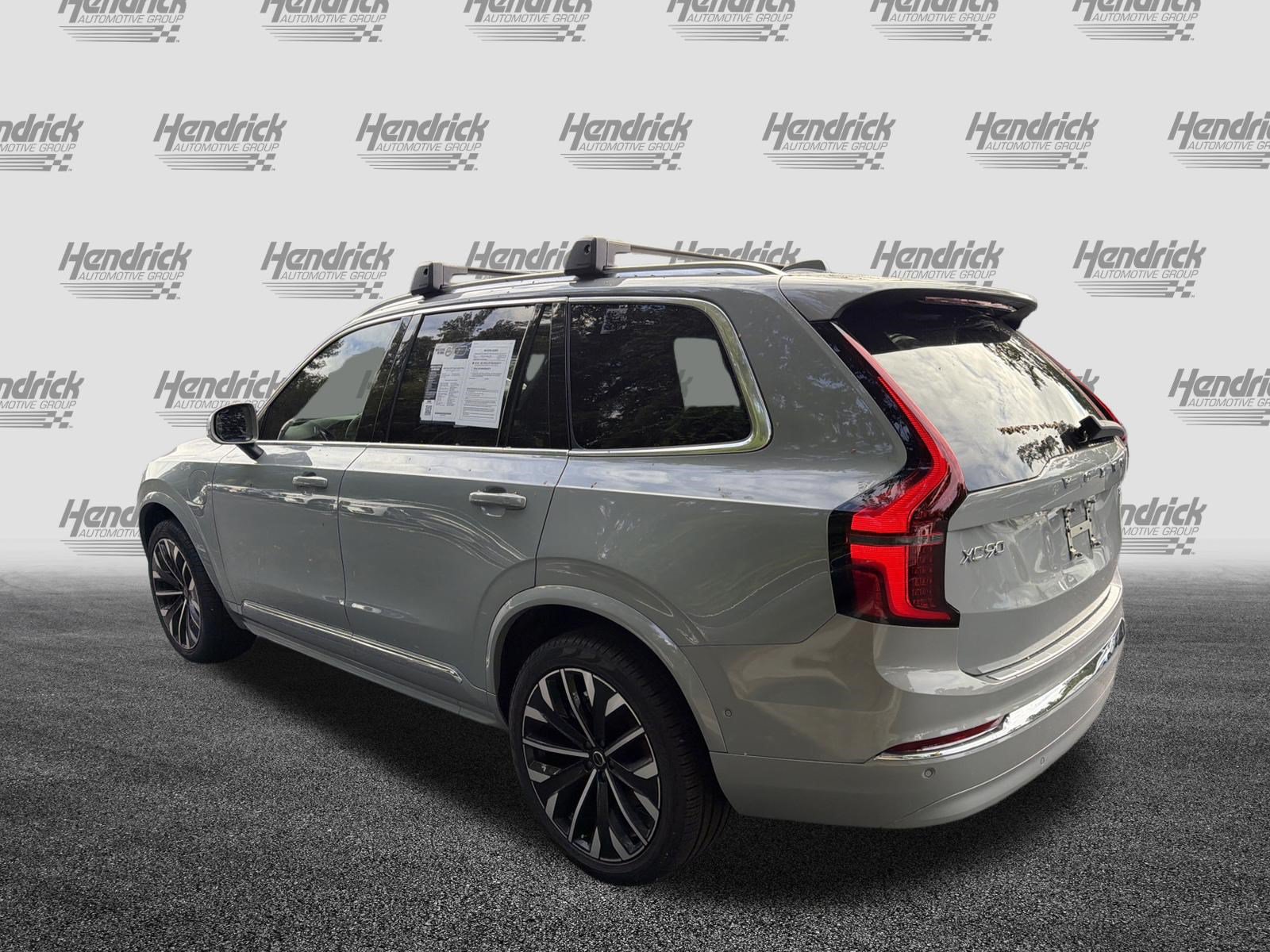 Used 2026 Volvo XC90 T8 Plus w/ Protection Package Premier AWD/4WD image 9