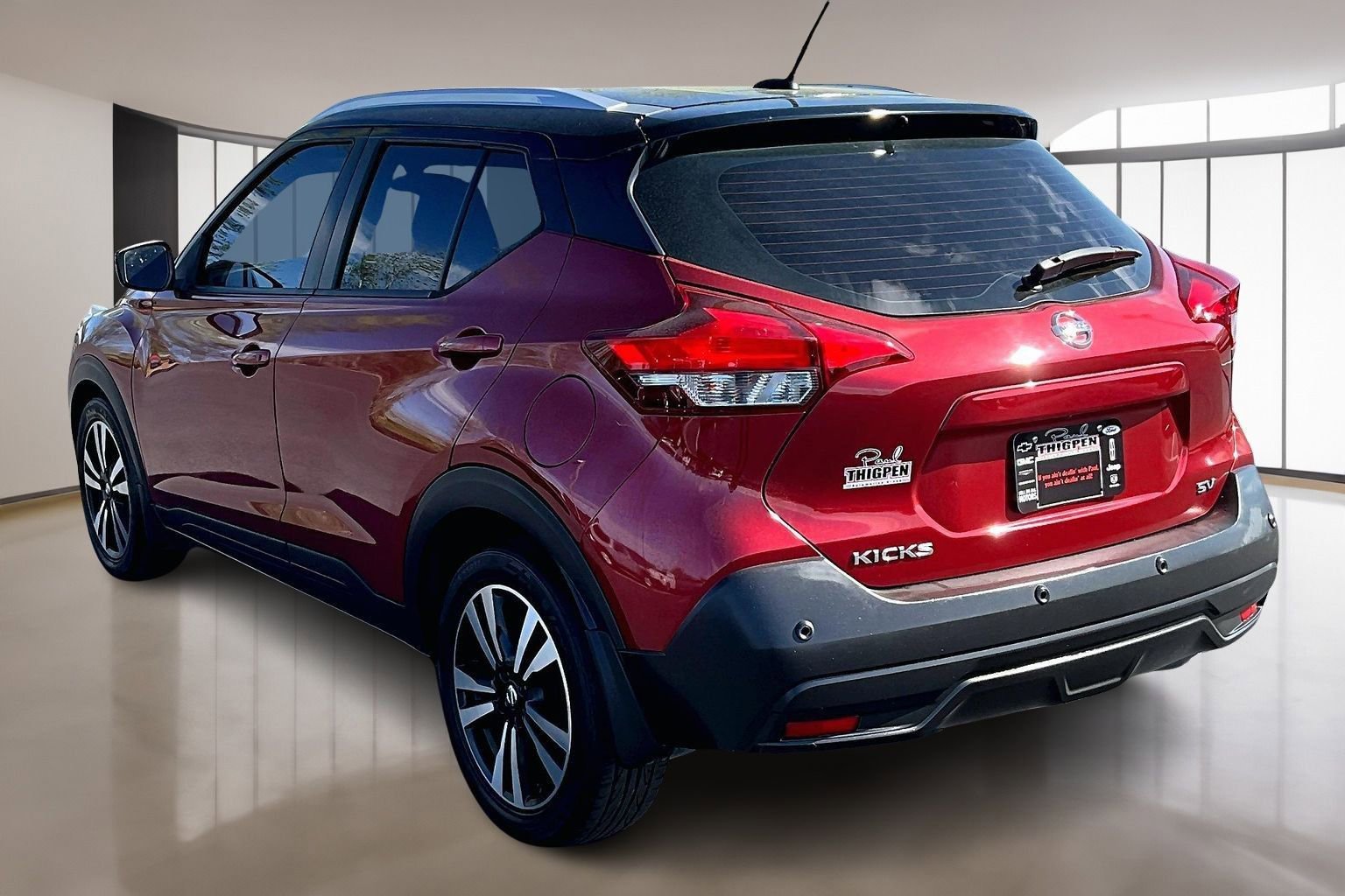 Used 2020 Nissan Kicks SV image 4
