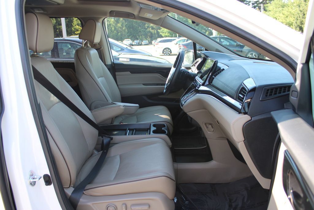 Used 2023 Honda Odyssey Elite image 11