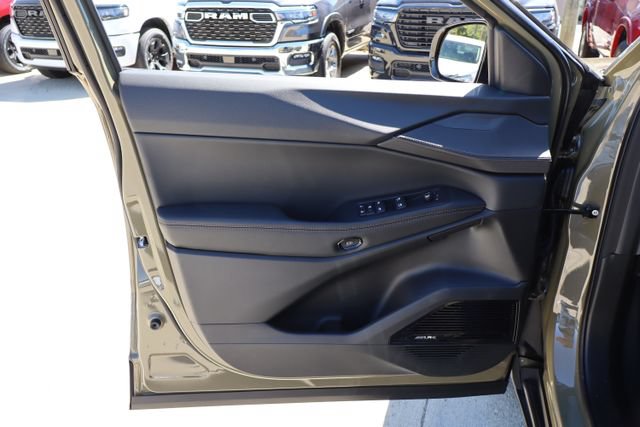 New 2026 Jeep Cherokee Limited AWD/4WD image 11