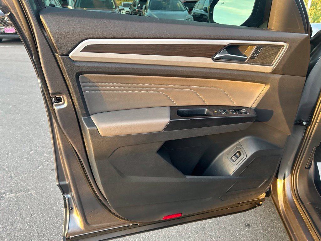 Used 2021 Volkswagen Atlas SE w/ Panoramic Sunroof Package AWD/4WD image 21