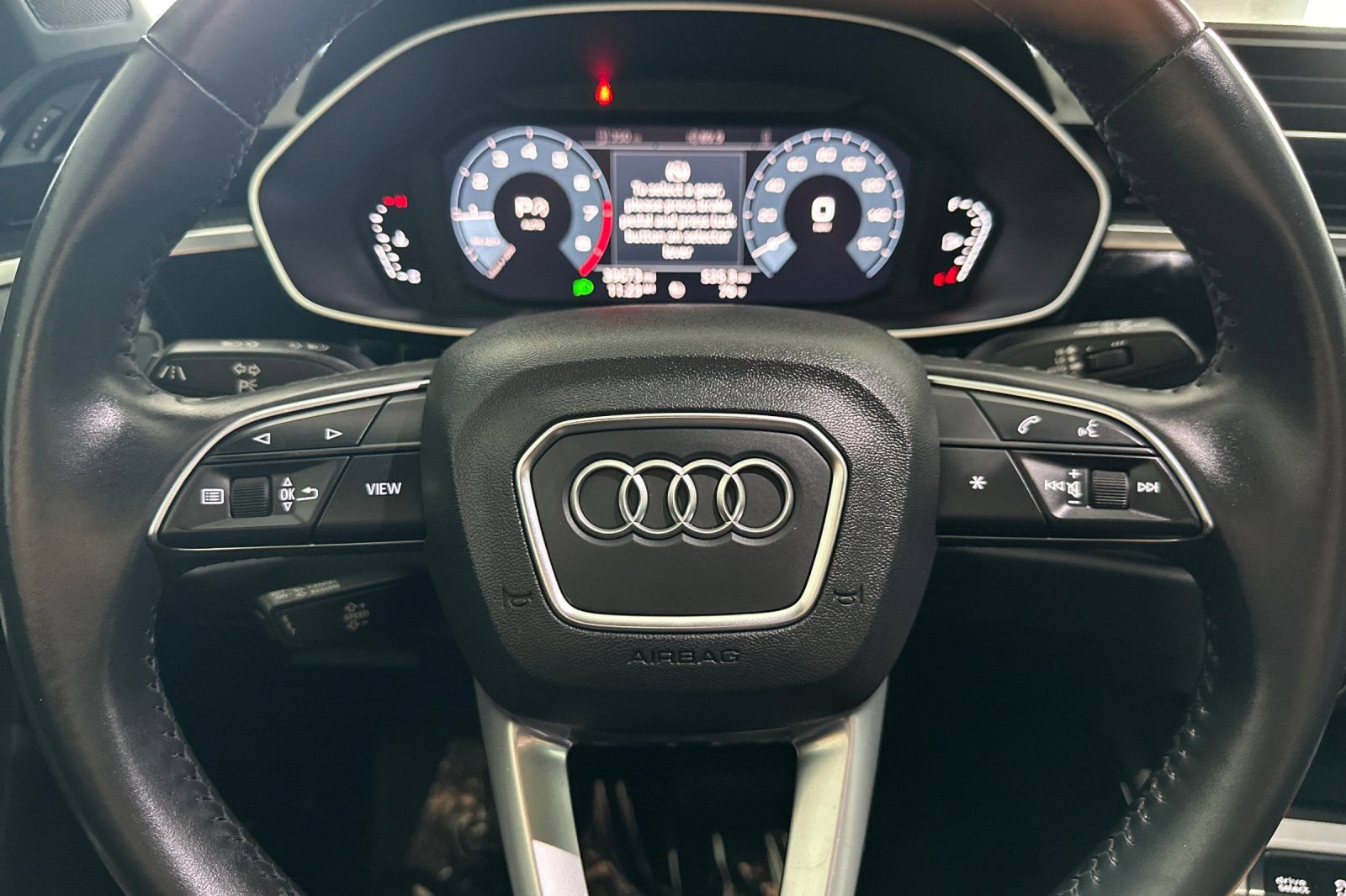 Used 2020 Audi Q3 2.0T Premium w/ Convenience Package AWD/4WD image 24