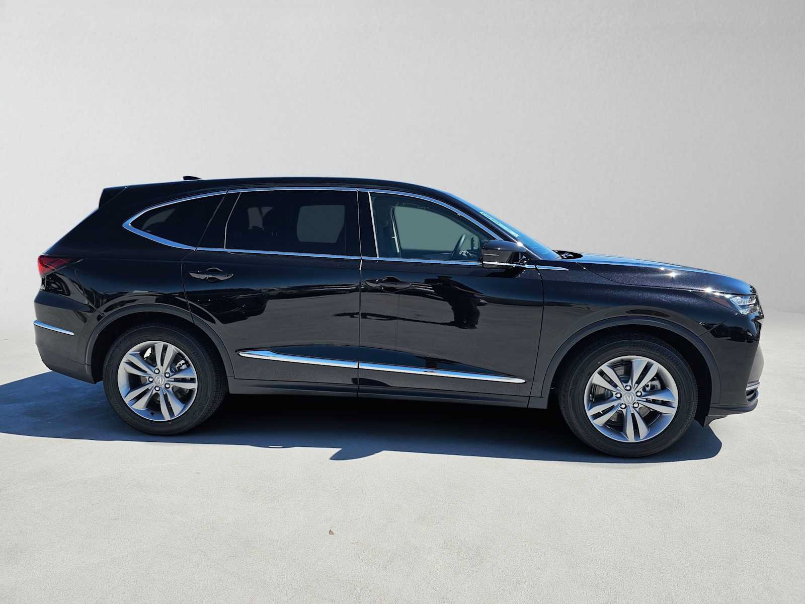 New 2026 Acura MDX FWD image 2