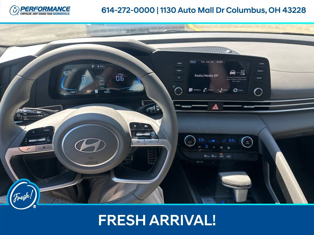 Used 2025 Hyundai Elantra Sport FWD image 21