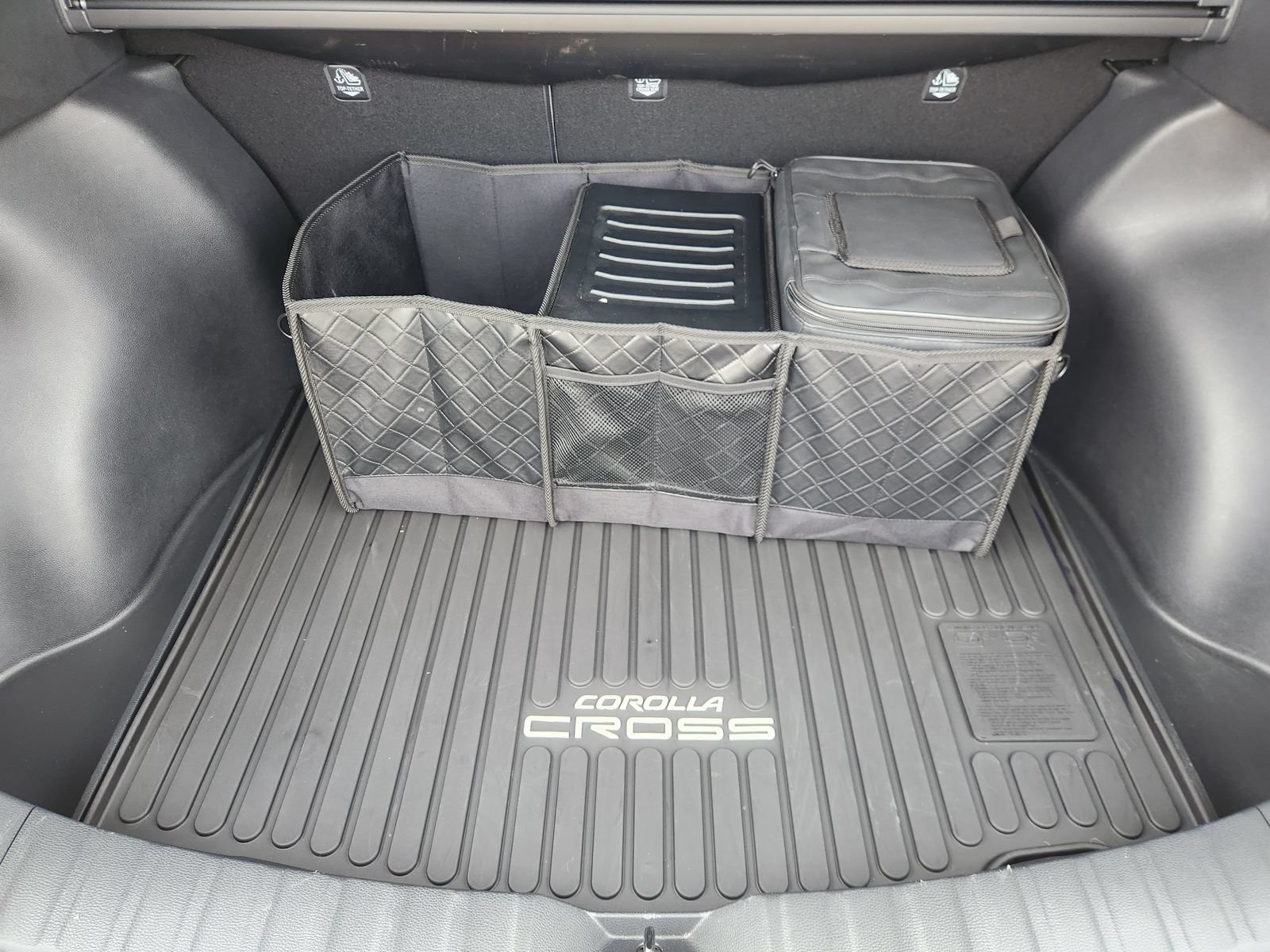 Used 2026 Toyota Corolla Cross LE w/ Moonroof Package FWD image 37