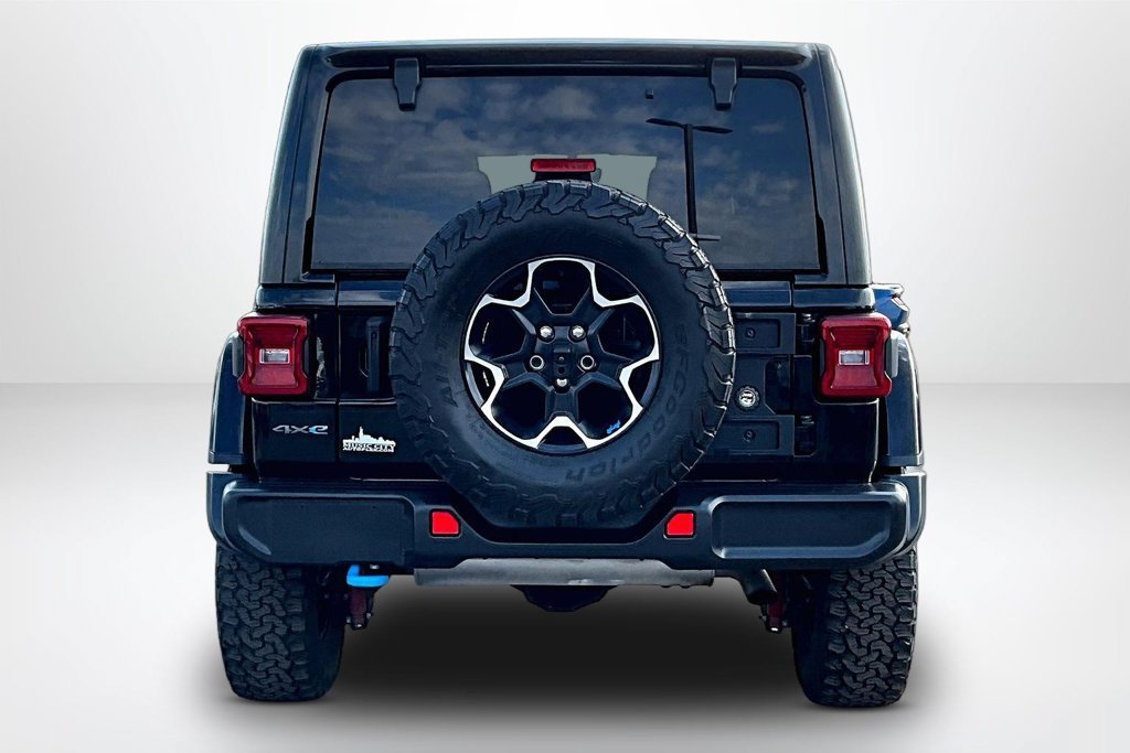 Used 2023 Jeep Wrangler Unlimited Rubicon 4xe w/ Cold Weather Group AWD/4WD image 7
