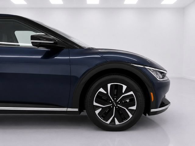 Used 2023 Kia EV6 Wind w/ Wind Technology Package AWD/4WD image 8