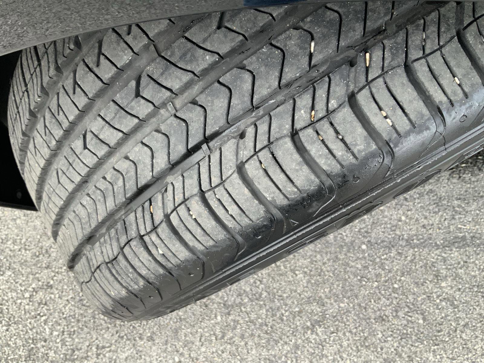 Used 2019 Chevrolet Camaro LT w/ Technology Package RWD image 18