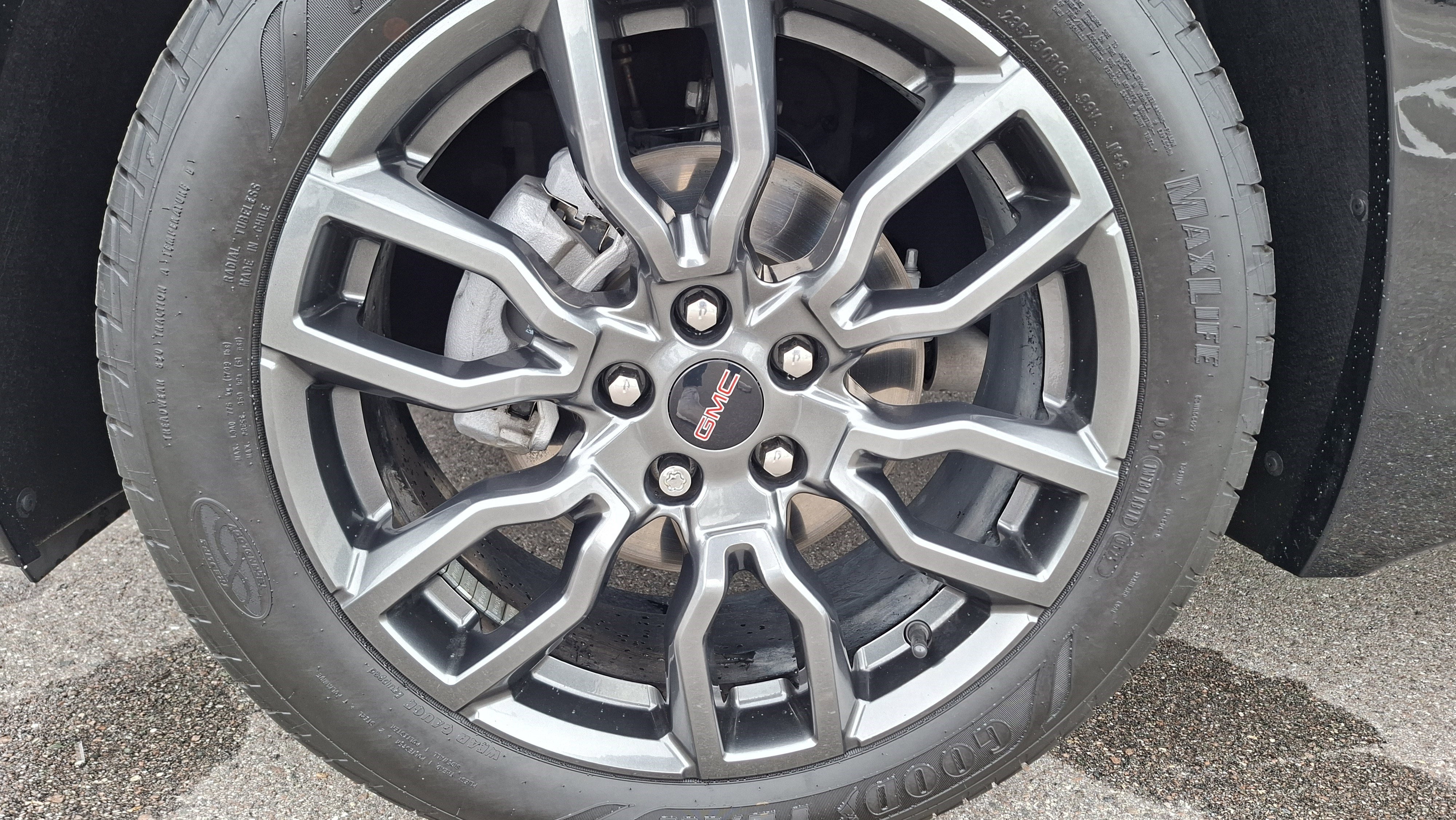 Used 2022 GMC Terrain Denali w/ Black Diamond Edition image 25