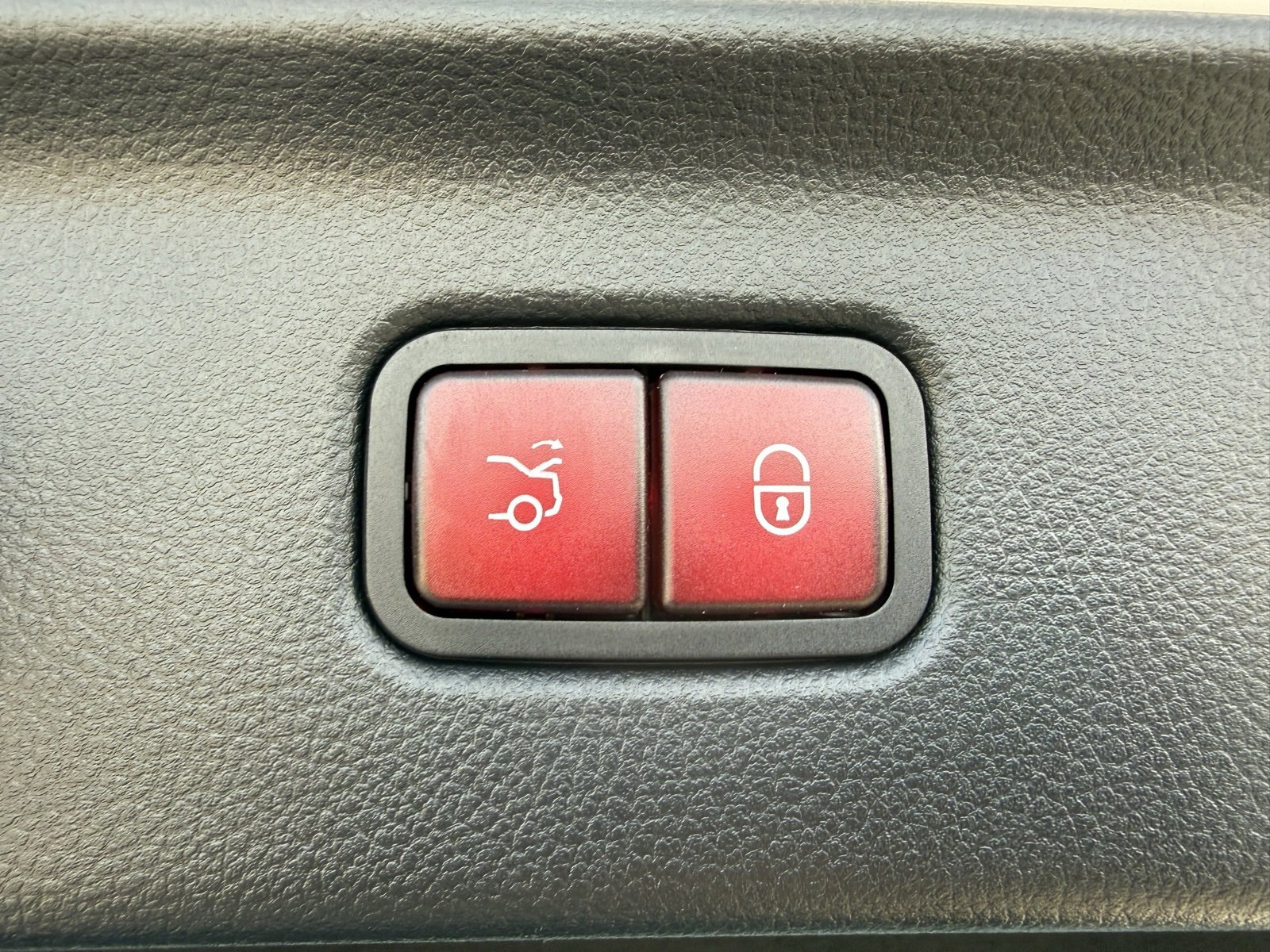 New 2026 Mercedes-Benz S 580 4MATIC Sedan image 13