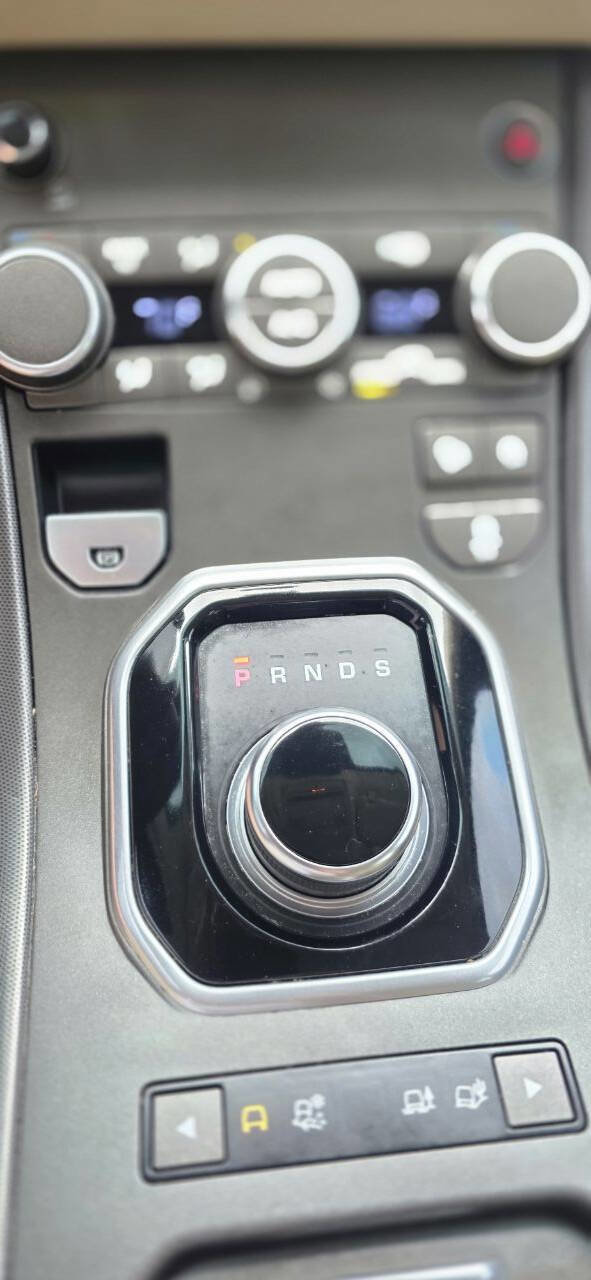 Used 2019 Land Rover Range Rover Evoque SE Premium AWD/4WD image 15