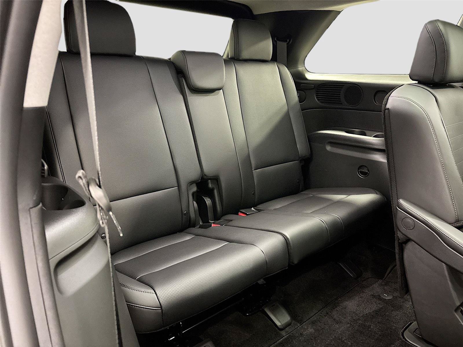 Certified 2026 Hyundai Palisade Limited AWD/4WD image 28