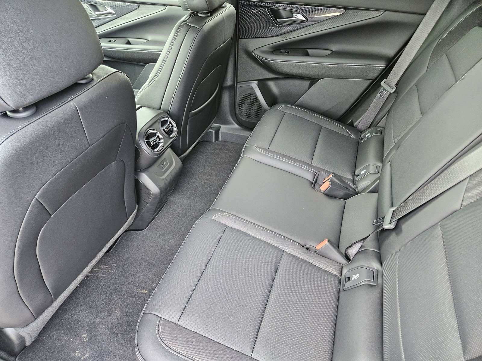 New 2026 Chevrolet Blazer EV LT FWD image 19