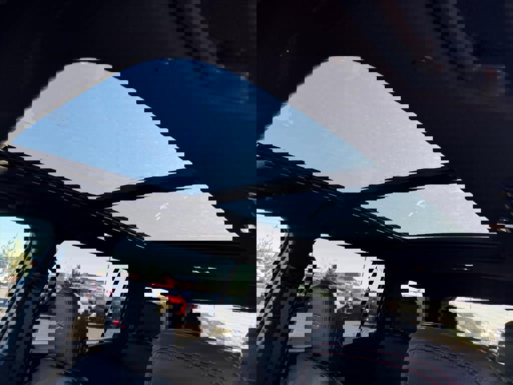 New 2026 Chevrolet Traverse Z71 w/ Enhanced Driving Package image 4