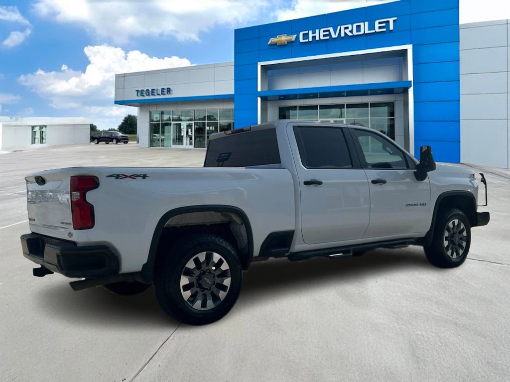 Used 2021 Chevrolet Silverado 2500 Custom w/ Custom Value Package image 5