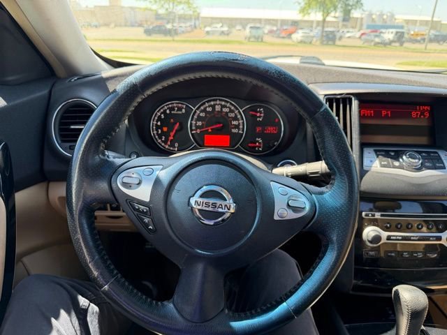 Used 2011 Nissan Maxima 3.5 SV w/ Cold Pkg FWD image 16