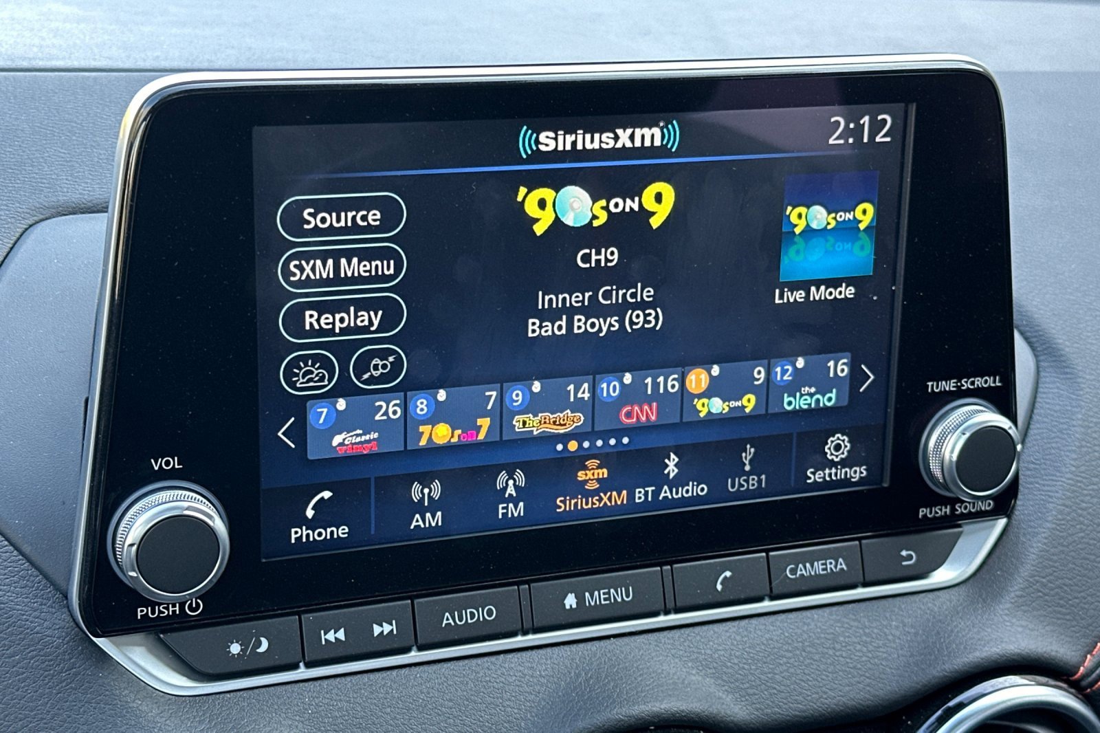 Used 2025 Nissan Sentra SR w/ SR Premium Package image 25