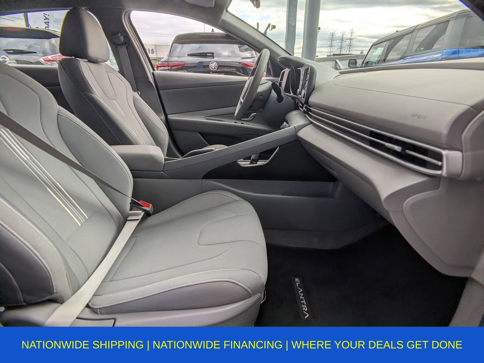 Used 2022 Hyundai Elantra SEL image 19