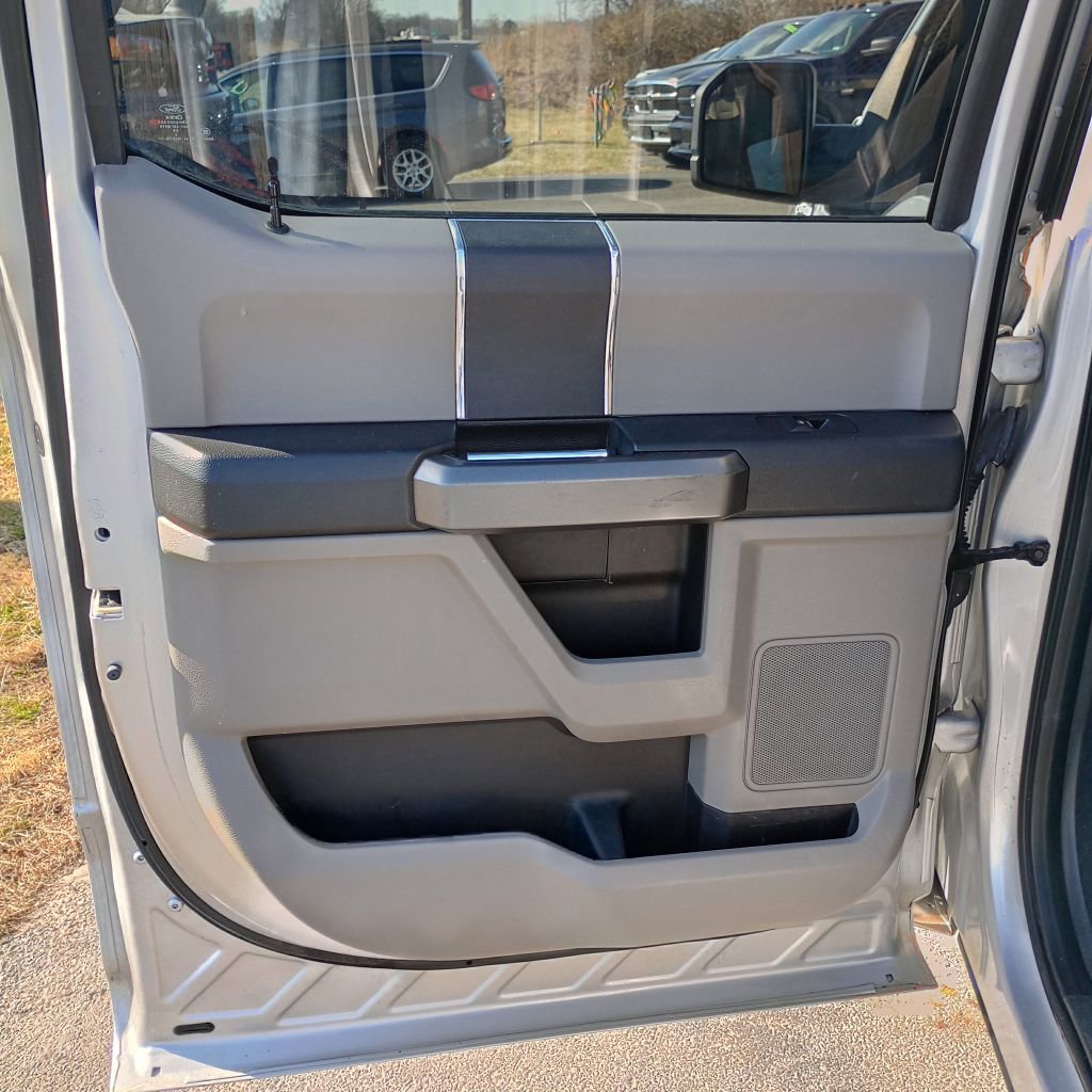 Used 2018 Ford F150 XLT AWD/4WD image 15