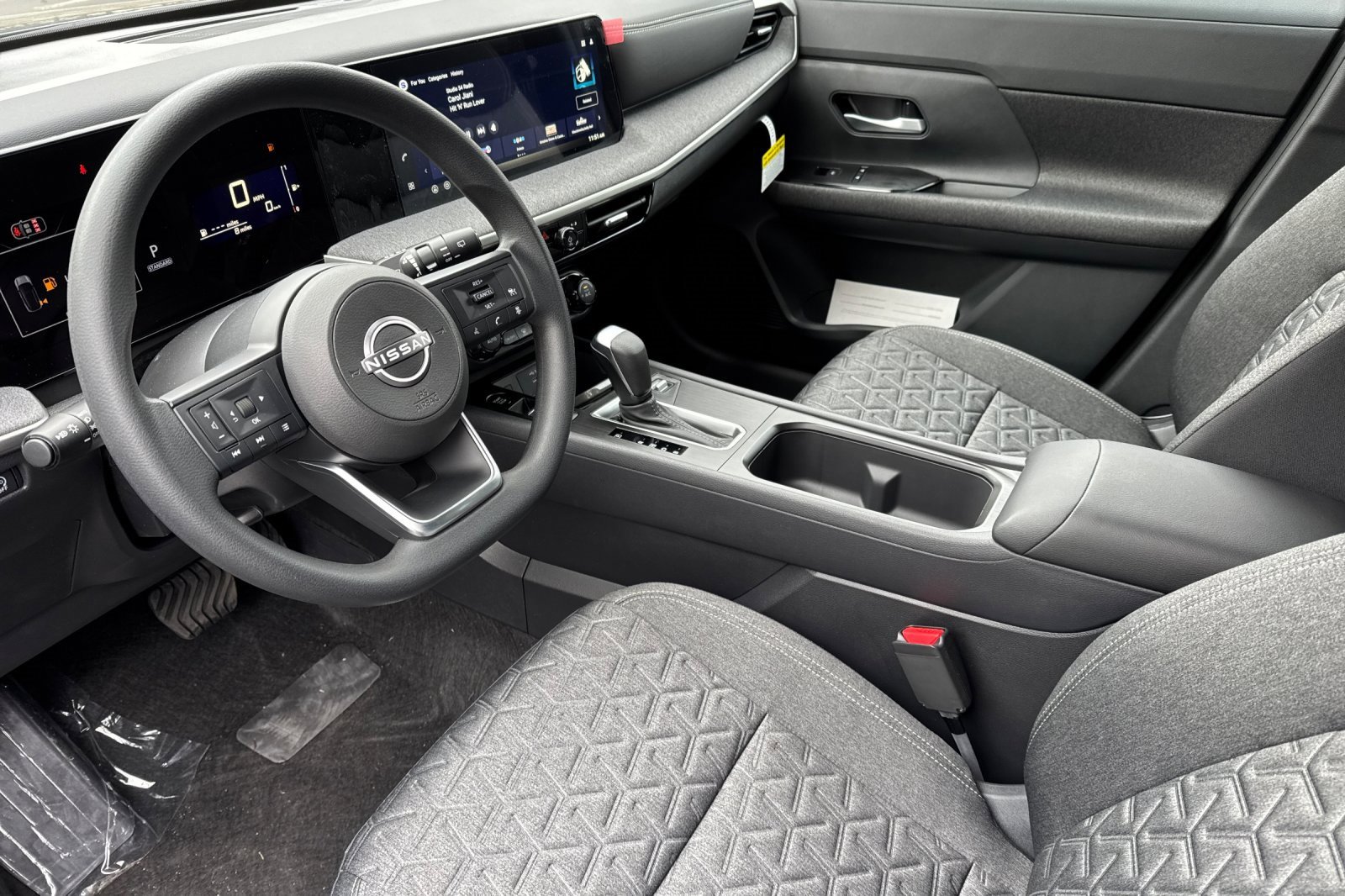 New 2026 Nissan Kicks SV w/ SV Premium Package image 7